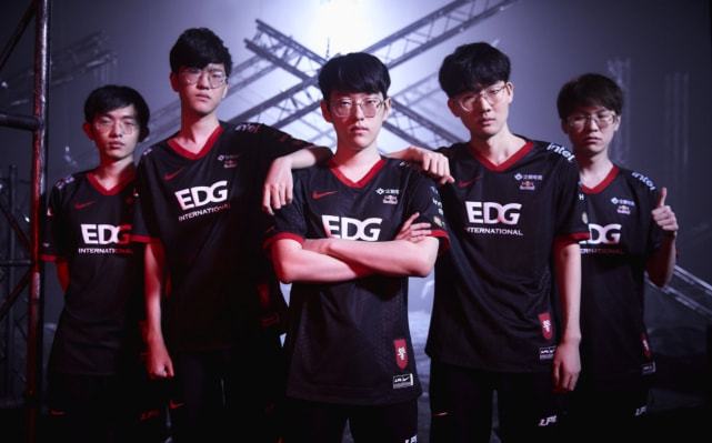 立下汗马功 立下汗马功